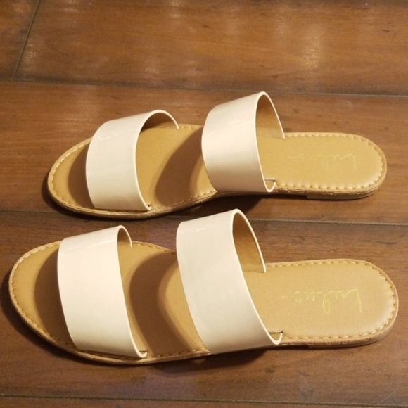 Lulus Time to Chill Nude Patent Slide Sandals - Picture 4 of 8